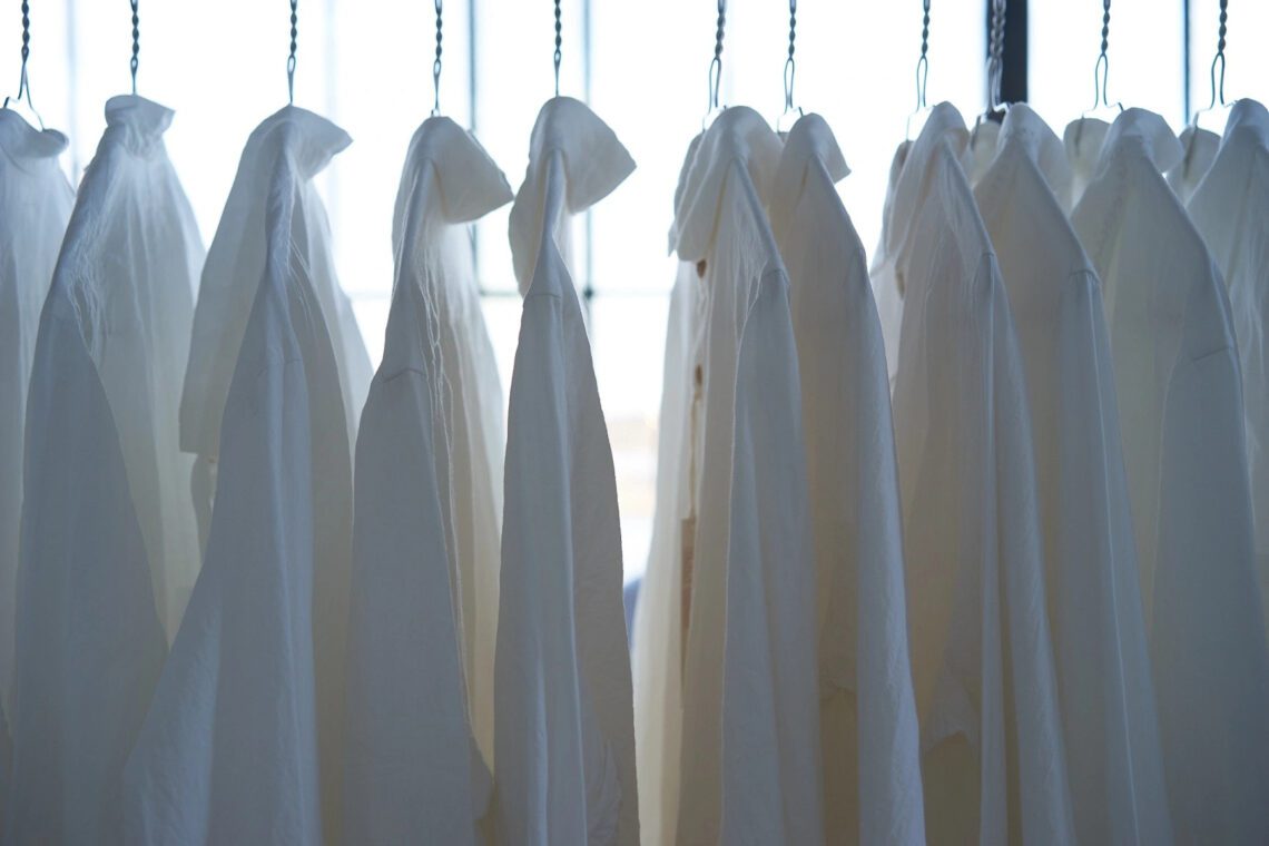 Cómo blanquear la ropa desteñida | Blog Arenal