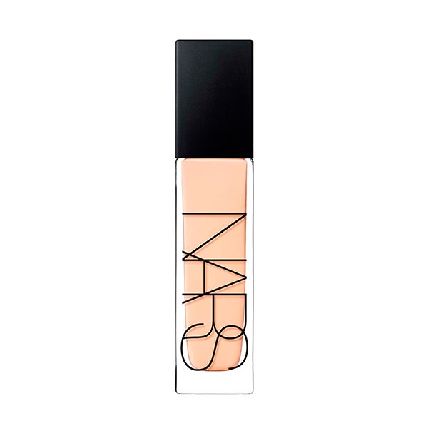 Natural Radiant Longwear Foundation Mont Blanc