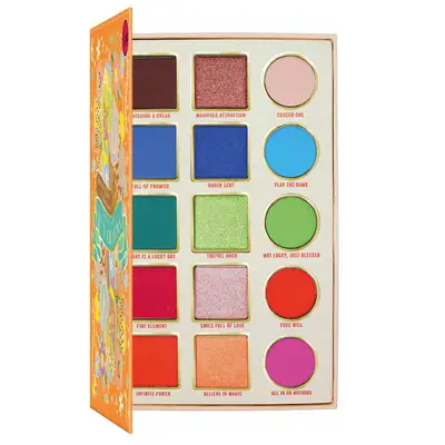 JCATS Paleta sombras house of queens luxy charms 
