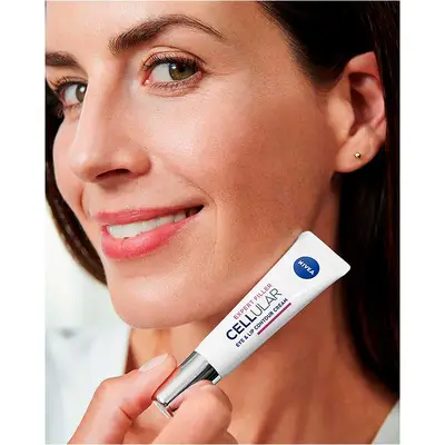 NIVEA Hyaluron cellular expert filler antiedad renovador de la piel contorno de ojos y labios 15 ml 