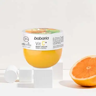 BABARIA Body cream vitamina c ilumina e hidrata la piel 400 ml 